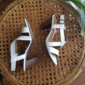 Clarks White Summer Sandals Stacked Heels Cushion